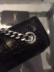 Ysl monogram kate in embossed crocodile shiny leather 5063 28.5cm x 20cm x 6.5cm - 2