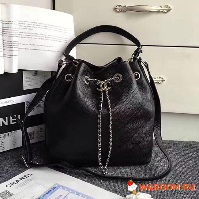 Chanel calfskin bucket bag balck  - 1