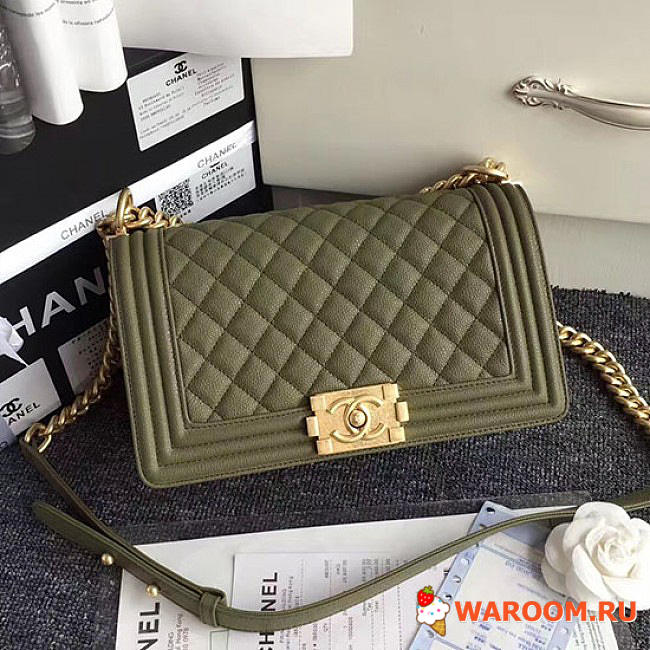 Chanel quilted caviar medium boy bag green  25 x 14.5 x 8 cm - 1