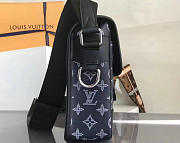 Louis vuitton  messenger pm  monogram canvas lion m54248 29cm x 19.5cm x 8cm  - 6