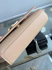 Ysl monogram kate in grain de poudre embossed leather 5026 17cm x 12.5cm x 4.5cm - 3