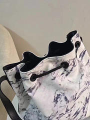 Balenciaga bucket bag 22cm x 15cm x 24.5cm  - 5