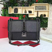 Valentino chain cross body bag 4688 26cm x 8cm x 17cm - 1