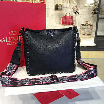 CohotBag valentino rockstud rolling shoulder bag 4430