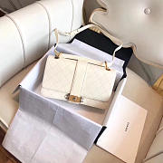 Chanel caviar stitched flap bag white 24cm - 1