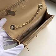 Chanel lamb skin v-type chain bag yellow  19x13.5x3.5cm - 2
