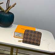 Lv zippy zipper zero wallet rivet inlay_11.0x 8.5x 2.0 cm - 1