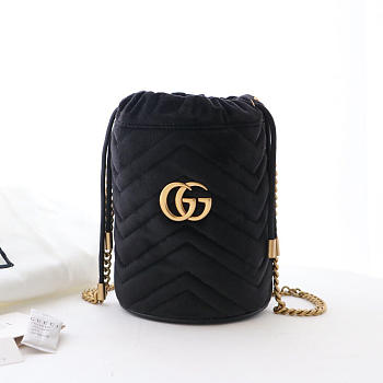 Gucci black gg marmont gold vuckle leather 14CM