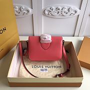 LV pont 9 m55949 - 2