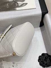 Early spring new series pearl chain bag white 20*19*8cm - 4
