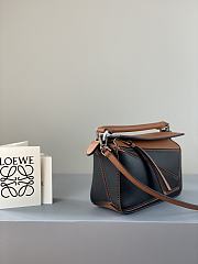 LOEWE Mini Puzzle Bag in Classic Calfskin Black A510U95X14 18 x 12.5 x 8 cm - 6