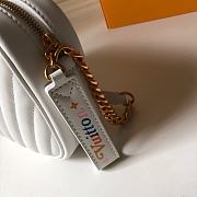LOUIS VUITTON NEW WAVE CAMERA BAG  H24 21.5 x 15.5 x 6 cm - 4