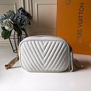 LOUIS VUITTON NEW WAVE CAMERA BAG  H24 21.5 x 15.5 x 6 cm - 2