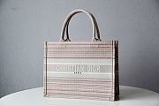 DIOR SMALL DIOR BOOK TOTE Multicolor Stripes Embroidery M1296 36.5 x 28 x 16 cm - 3