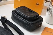 LOUIS VUITTON OUTDOOR POUCH K45 Black M30755 15 x 9 x 7 cm - 3