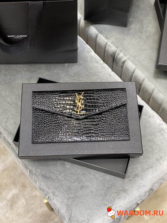 YSL UPTOWN POUCH IN CROCODILE EMBOSSED SHINY LEATHER Black 565739 27 × 16 × 2 cm - 1