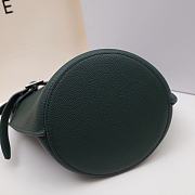 CELINE BIG BAG NANO BUCKET IN SMOOTH CALFSKIN Forest 187243A4T 21 x 15 x 15 cm - 4