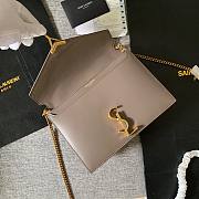 YSL CASSANDRA MONOGRAM CLASP BAG IN GRAIN DE POUDRE EMBOSSED LEATHER Dark Beige 532750 22 x 16.5 x 5.5 cm - 4