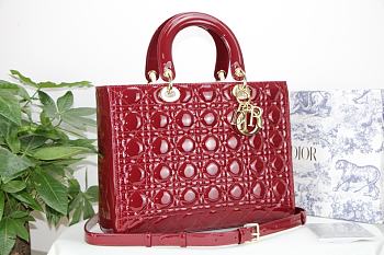 DIOR LARGE LADY DIOR BAG Cherry Red Patent Cannage Calfskin M0566 32 x 25 x 11 cm 