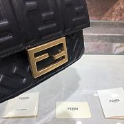 FENDI BAGUETTE Black Leather Bag 8BS017 4 x 18 x 11 cm - 5