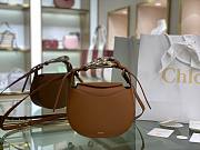 CHLOE KISS SMALL BAG Grain Calfskin Arizona Brown CHC21US350 20 x 26 x 8 cm - 1