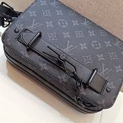 LOUIS VUITTON STEAMER MESSENGER BAG Monogram Eclipse Canvas M45585 23.5 x 17 x 6 cm - 4