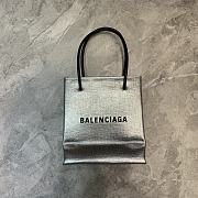 BALENCIAGA WOMEN'S SHOPPING XXS NORTH SOUTH TOTE BAG IN Silver 5978580 19 x 8 x 21.5 cm - 2