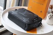 LOUIS VUITTON FLIGHT CASE Taurillon Shadow M57287 26 x 20 x 6 cm - 2