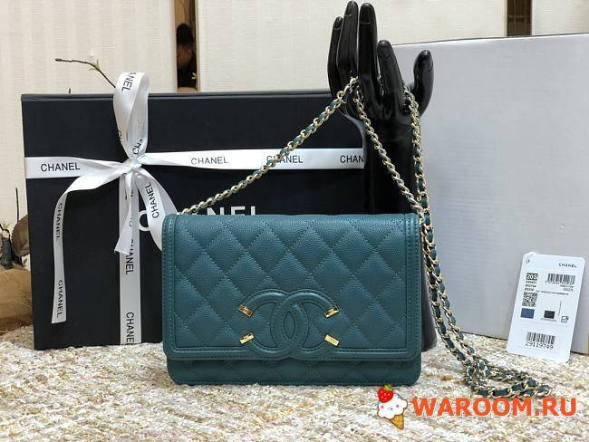 CHANEL CC Filigree WOC Grain Leather Midnight A84451 19.5 × 3.5 × 12 cm - 1