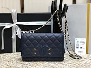 CHANEL CC Filigree WOC Grain Leather Navy A84451 19.5 × 3.5 × 12 cm - 1