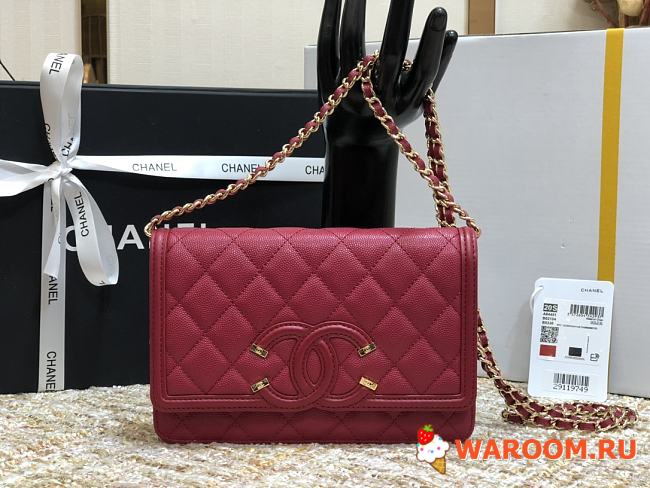 CHANEL CC Filigree WOC Grain Leather Burgundy A84451 19.5 × 3.5 × 12 cm - 1