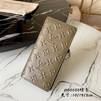 LOUIS VUITTON BRAZZA WALLET Monogram Seal Leather Green M80503 10 x 19 x 2 cm