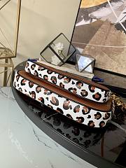 LOUIS VUITTON MULTI POCHETTE ACCESSOIRES Monogram Empreinte Leather Caramel M45839 23.5 × 13 × 4.5 cm - 5