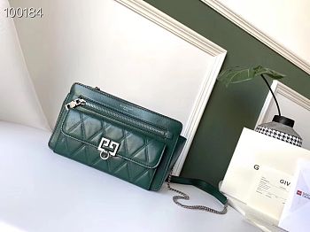 GIVENCHY POCKET BAG IN LEATHER Forest Green 22 x 13 x 7 cm