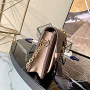 LOUIS VUITTON VAVIN CHAIN WALLET Monogram Empreinte Leather Beige M67839 19 x 12.5 x 4 cm - 2