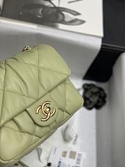 CHANEL SMALL Calfskin Bubbly Flap Bag Green AS2232 19 x 14.5 x 8.5 cm - 5
