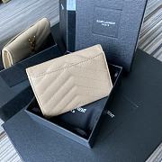 YSL SMALL MONOGRAM ENVELOPE WALLET IN GRAIN DE POUDRE EMBOSSED LEATHER Light Beige 414404 13.5 x 9.5 x 3 cm - 2