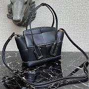 BOTTEGA VENETA SMALL ARCO Black 600606 29 x 8 x 17 cm - 2