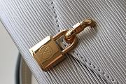 LOUIS VUITTON PADLOCK ON STRAP Epi Leather Silver M80819 19 x 11 x 3 cm - 6