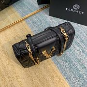 VERASACE VIRTUS QUILTED Shoulder Bag Black DBFG985 24 x 9 x 16.5 cm - 3
