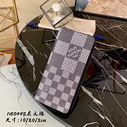 LOUIS VUITTON VERTICAL ZIPPY WALLET Damier Infini 3D White And Black N60442 10 x 20 x 2 cm - 1