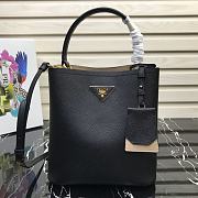 PRADA MEDIUM Panier Saffiano Leather Bag Black And Creme 1BA212 22 × 23 × 13 cm - 1