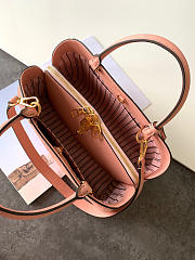 LOUIS VUITTON MONTAIGNE MM Monogram Empreinte Leather Powder Pink M41048 33 × 23 × 15 cm - 3