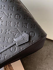 LOUIS VUITTON MONTAIGNE MM Monogram Empreinte Leather Black M41048 33 × 23 × 15 cm - 2