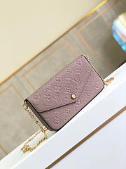 LOUIS VUITTON FÉLICIE POCHETTE Monogram Empreinte Leather Beige M68697 21 x 12 x 3 cm - 1