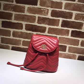 GUCCI GG Marmont Matelassé Backpack Red 528129 19 x 18.5 x 10 cm
