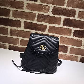 GUCCI GG Marmont Matelassé Backpack Black 528129 19 x 18.5 x 10 cm