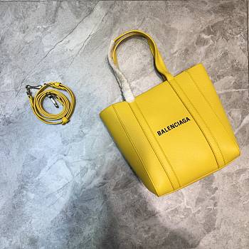 BALENCIAGA WOMEN'S EVERYDAY XXS TOTE BAG In Yellow 551815 19 x 10 x 21 cm 