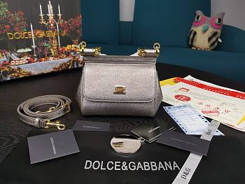 DOLCE&GABBANA MINI Dauphine Leather Sicily Bag Silver BB4825A1001 16 x 10 x 5 cm
