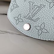 LOUIS VUITTON IRIS XS WALLET Monogram Perforations Vert Lagon M69033 9.8 x 7.8 x 1 cm - 3